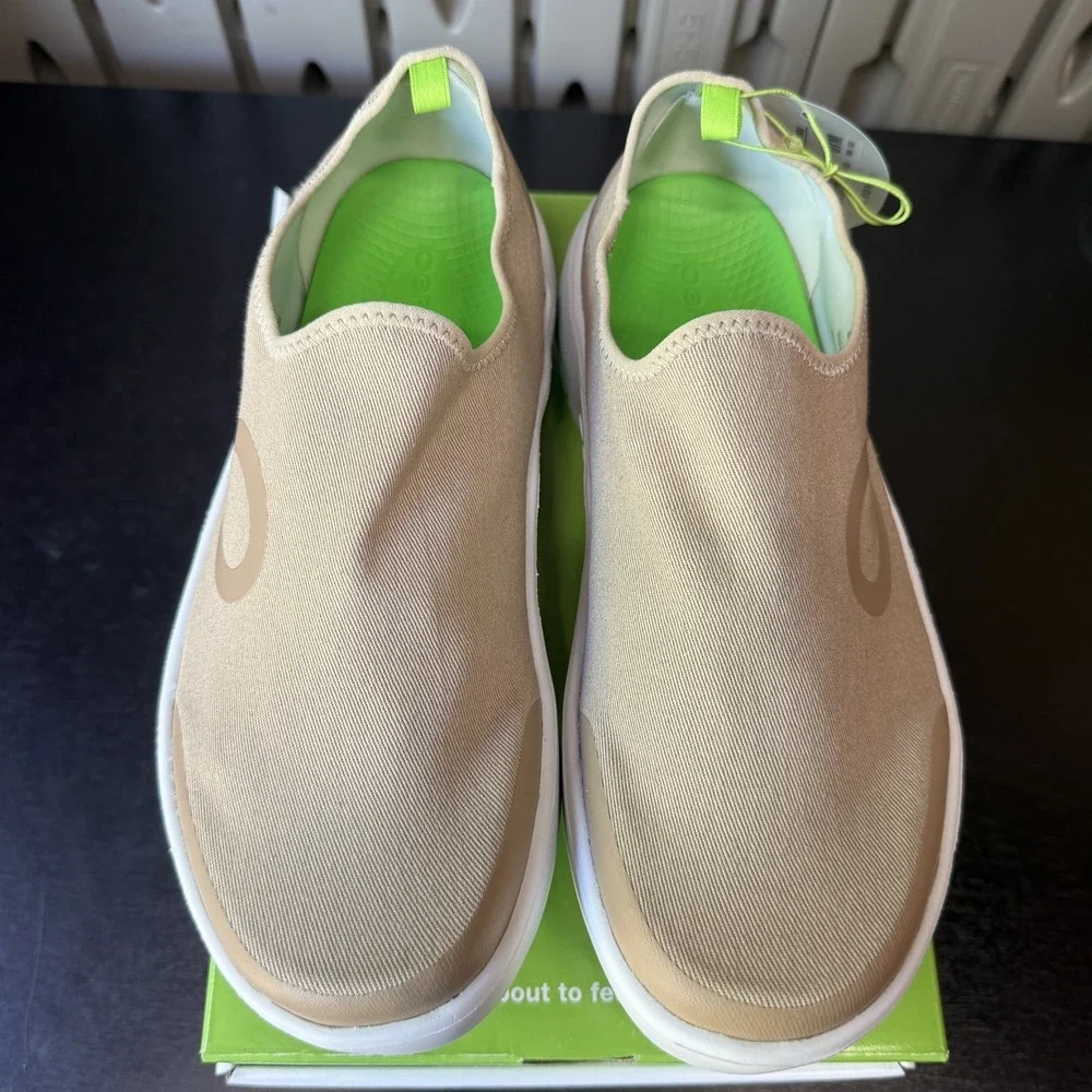 Oofos OOmg Eezee Men's Size 10 Slip On Recovery Sneakers Taupe Comfort Shoes